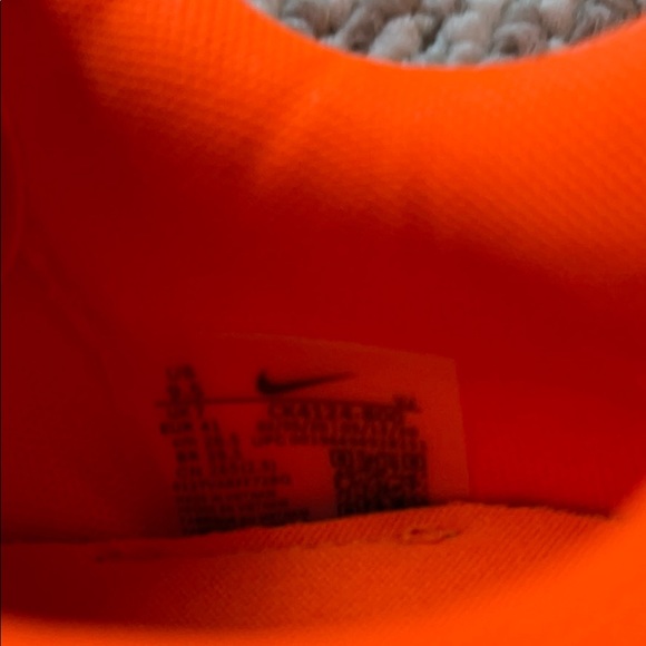 Nike Air Max Up NRG Sneaker in Hyper Crimson - Picture 4 of 16